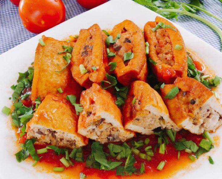 Đậu hũ nhồi thịt sốt cà