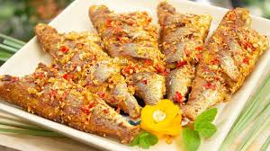 Cá hường chiên sả