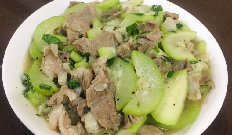 Thịt kho bầu