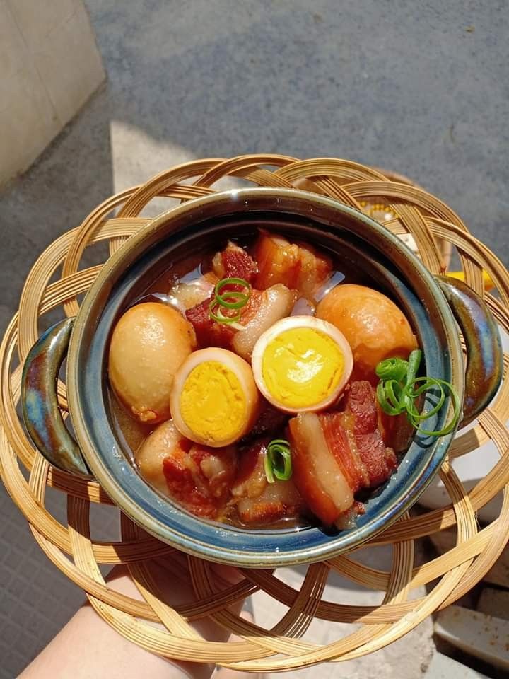 Thịt kho trứng