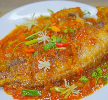 Cá diêu hồng sốt cà chua