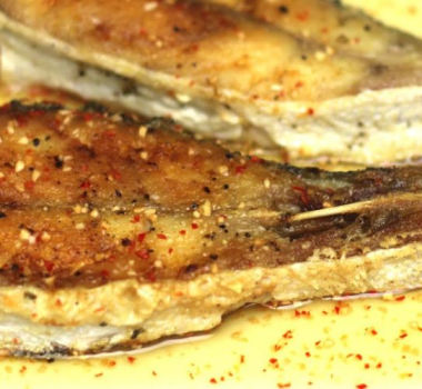 Cá hú muối sả chiên