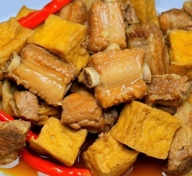 Sườn kho đậu hũ